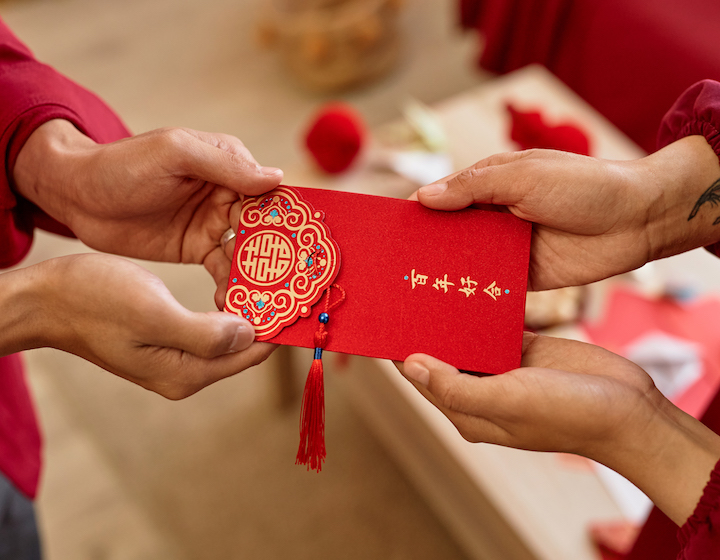 Lai See Red Packet Etiquette Hong Kong Chinese New Year 2024