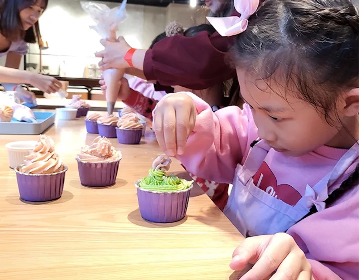 baking workshops at the big things playground weekend activities for kids