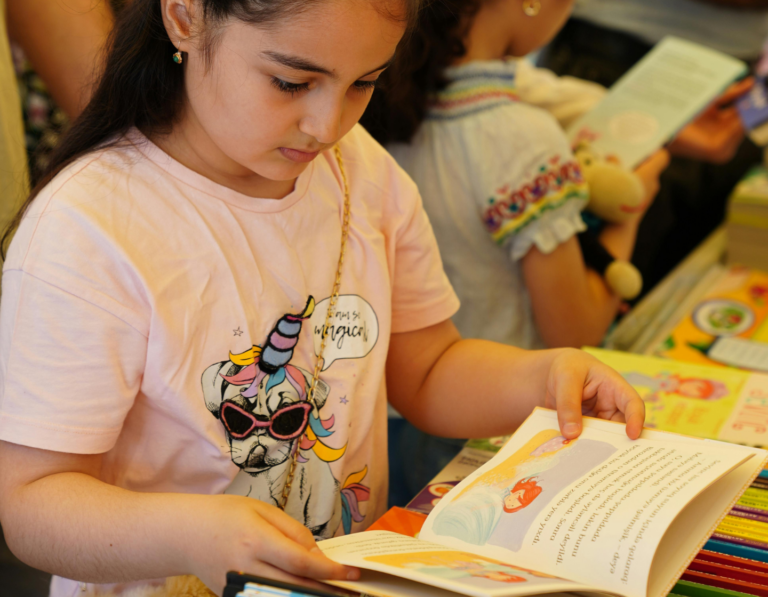 bookstore hong kong book shops children's books fiction on-fiction