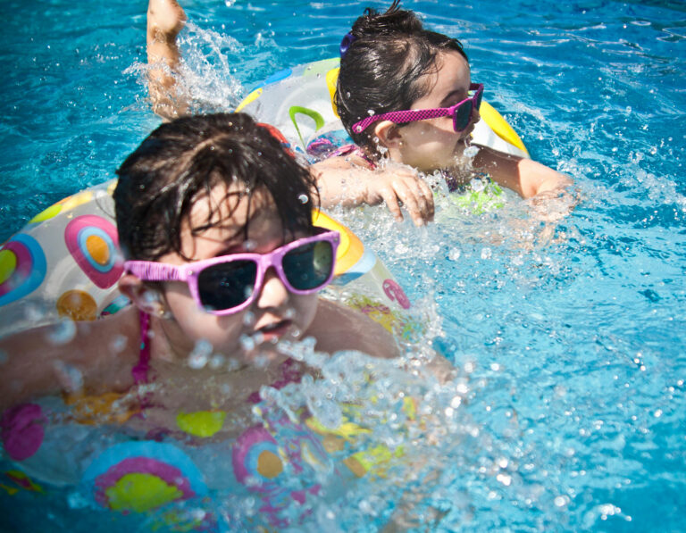 public swimming pools hong kong