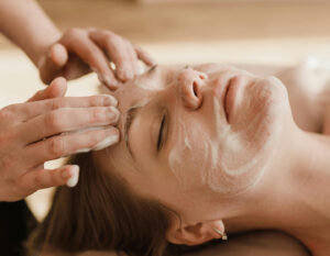 facials hong kong spa treatments, best facial treatments in hk, facials for women