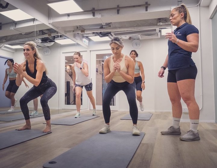 postnatal fitness pilates workout classes joint dynamics evolve hk