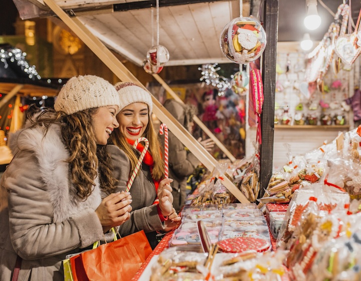 glam and glitters holiday fair 2024 hong kong christmas market