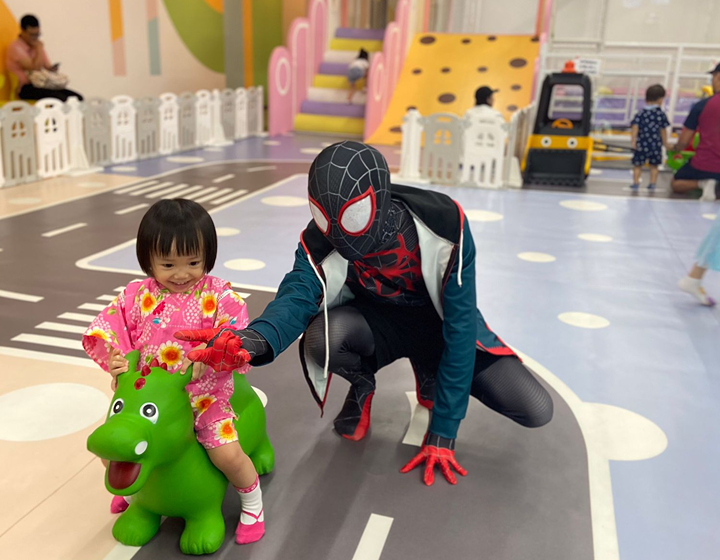 indoor playhouse in hong kong; kidstation in plaza 88 tseun wan