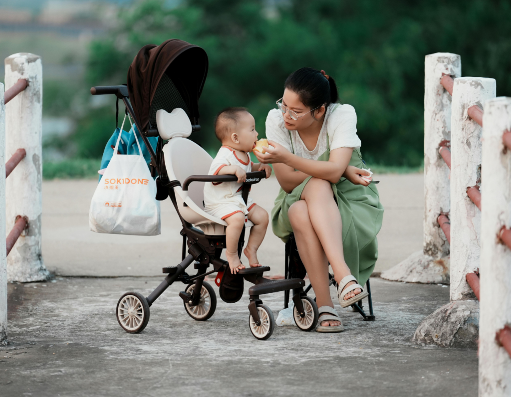 best stroller friendly hikes in hong kong