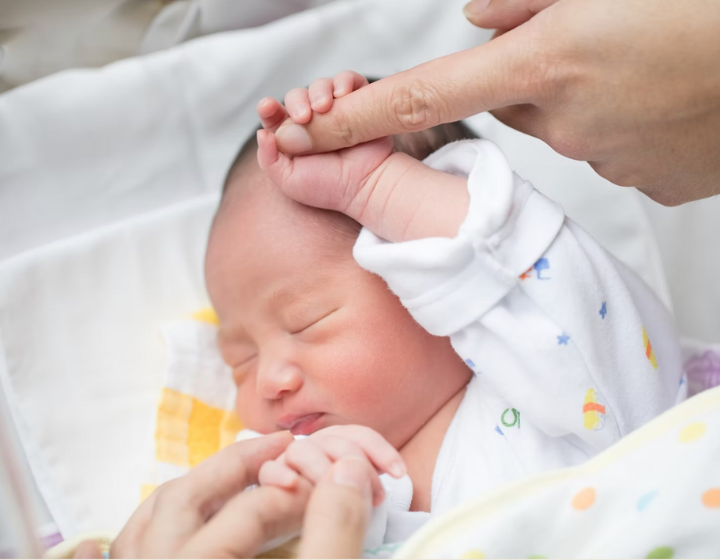 newborn and maternity photography by the heavens love hong kong