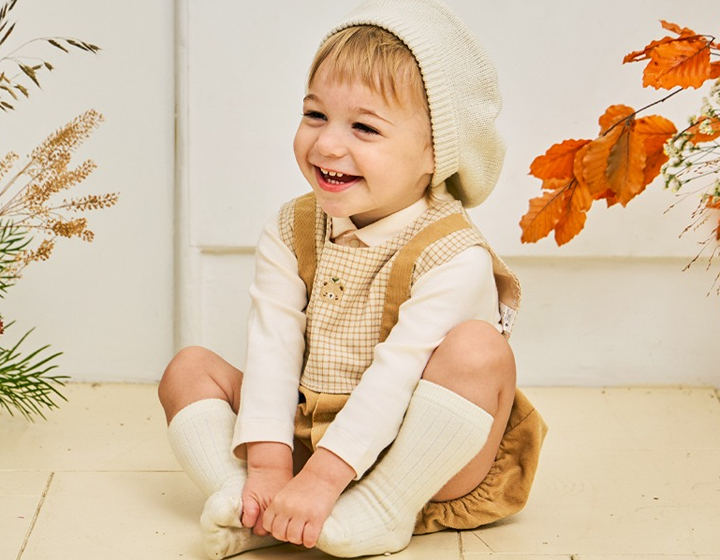 where to buy baby clothes in hong kong, little boy in Organic Mom outfit baby clothing hk