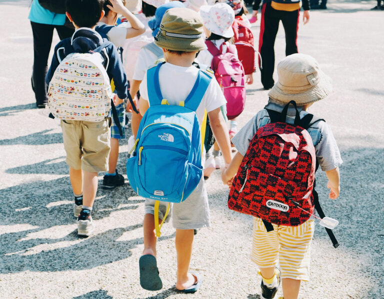 kids wearing backpacks in Hong Kong, where to buy school bags and backpacks in hong kong