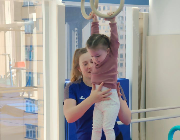 Best gymnastics classes hong kong, gymnastics for kids,Proactiv Sports, Rhythmic and acrobatic gymnastics coaches all over Hong Kong