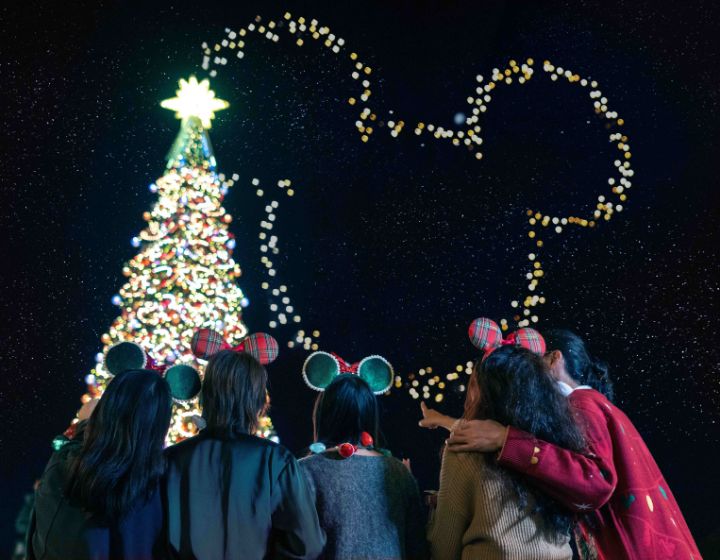 Disneyland Hong Kong staycation for families disneyland hotel hk christmas holiday