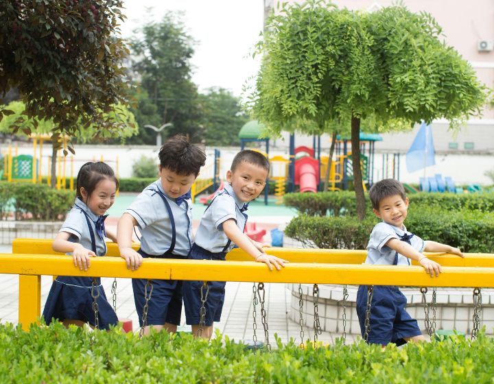 How to deal with influencer in kids' class