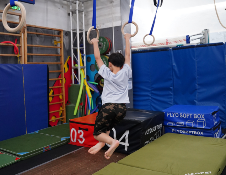 Trybe Kids Sports Classes Kids on ninja rings