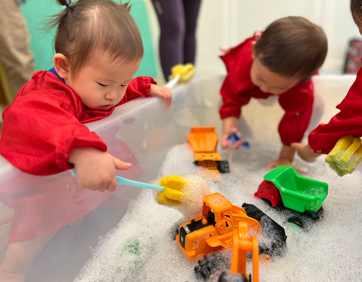 kids in a playgroup at esf explore, sensory play classes for babies by esf explore