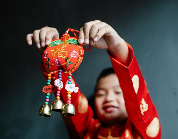 How to get kids embrace cny customs