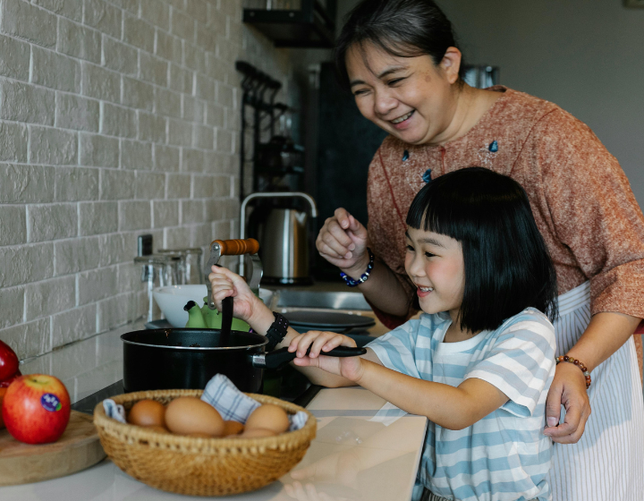 Domestic helpers Hong Kong