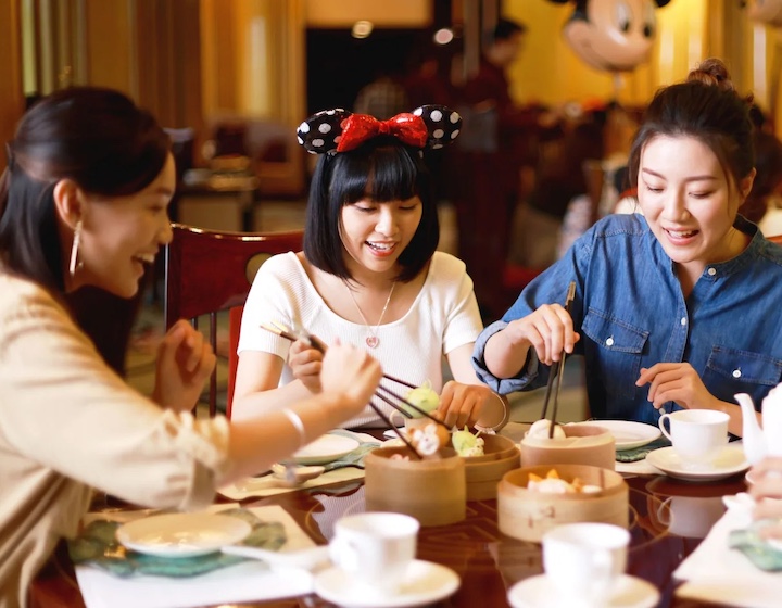 hong kong Disneyland dim sum restaurant