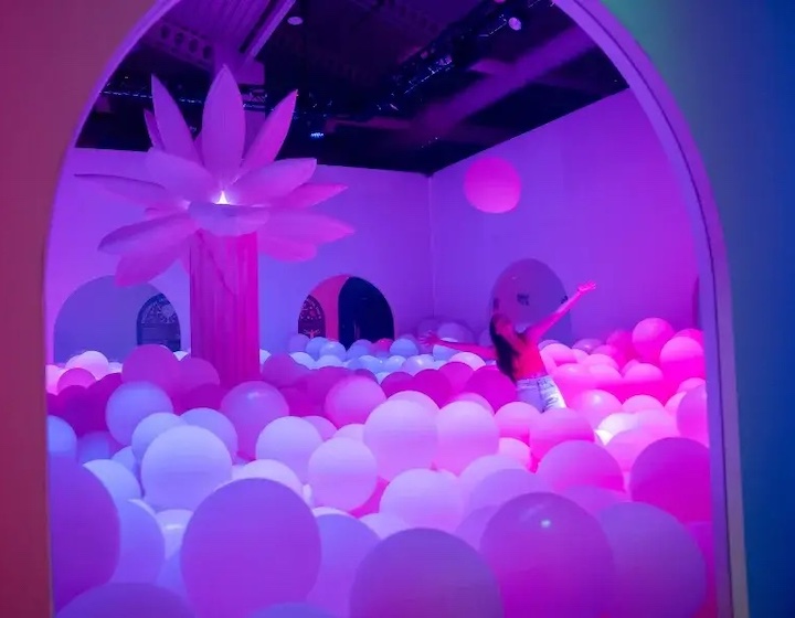 bubble planet Hong Kong indoor playroom 