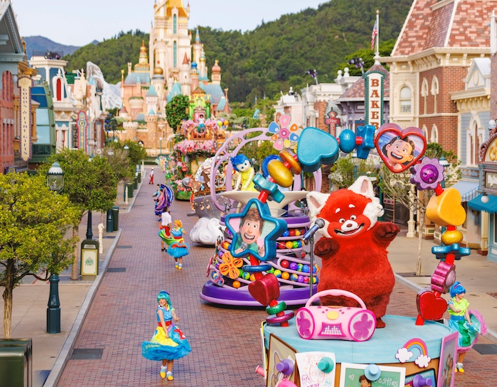 pixar summerfest parade at Hong Kong Disneyland in 2026 