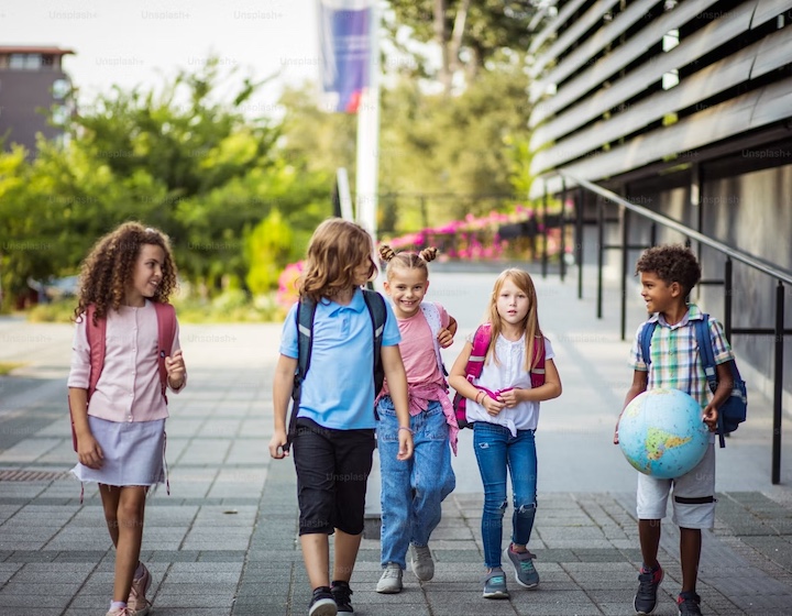 children walking into a Hong Kong international school