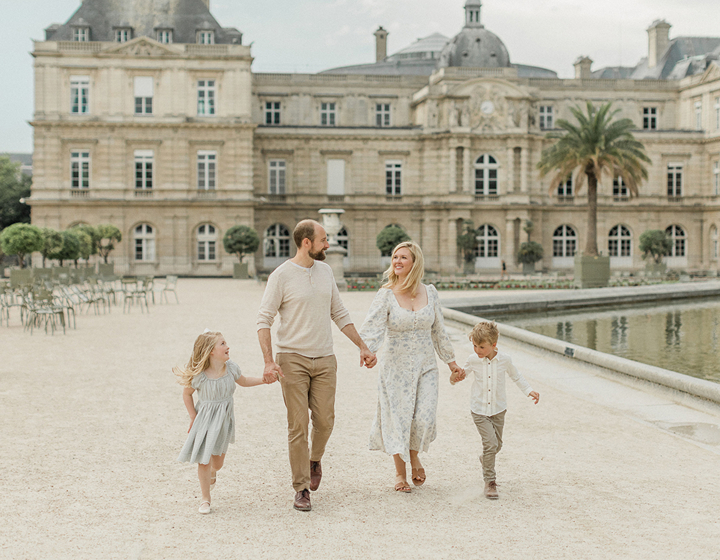 family photographed by Rebecca Sehn in Europe