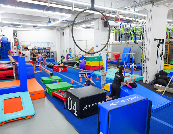 children participate in a gymnastics and parkour class at trybe Hong Kong